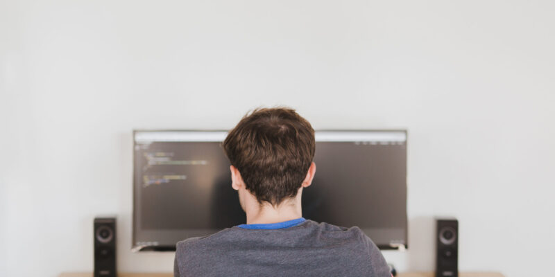 Buscar personas por nombre y apellidos en internet